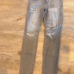 American Eagle Outfitters Light Gray Distressed Skinny Jeans